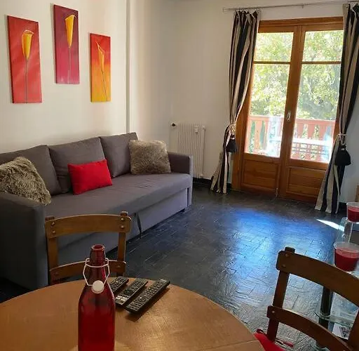Charmant Appartement Renove Au Coeur Du Village